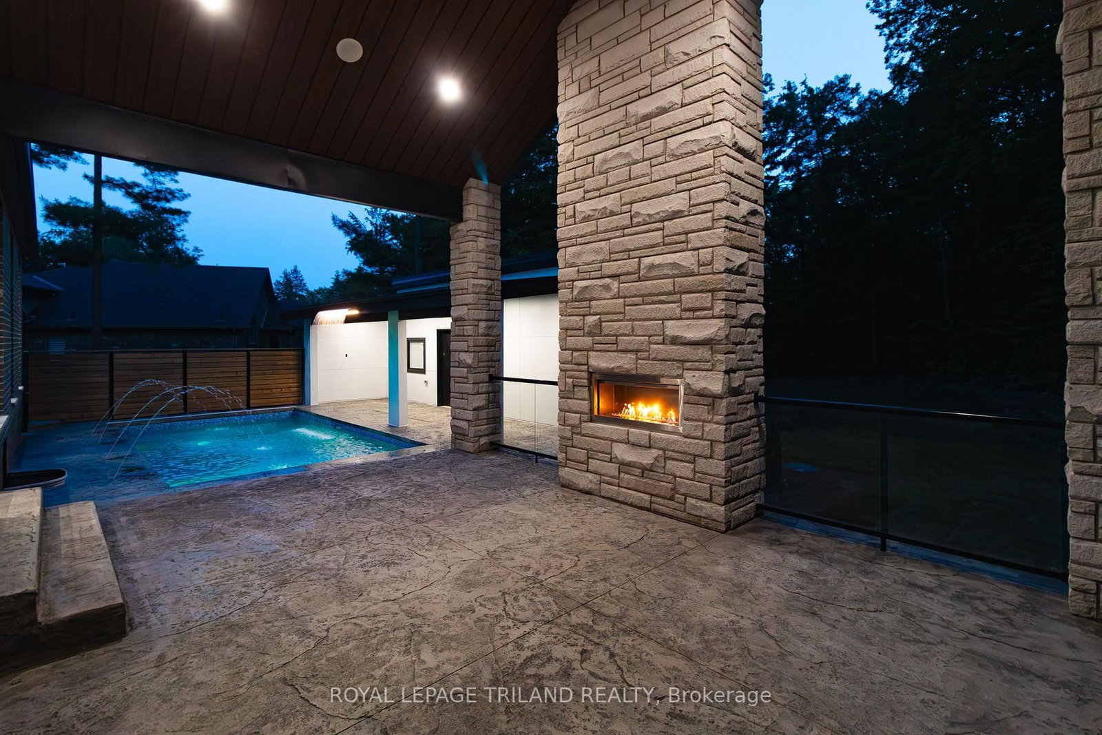 10175 Merrywood Drive • Lambton Shores, ON photo 43