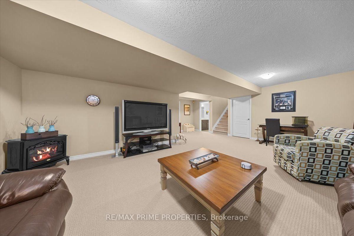 341 Bobolink Ridge • Ottawa, ON photo 40