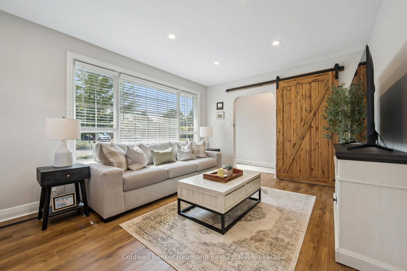 11 WESTERN Avenue • Guelph, ON photo 15