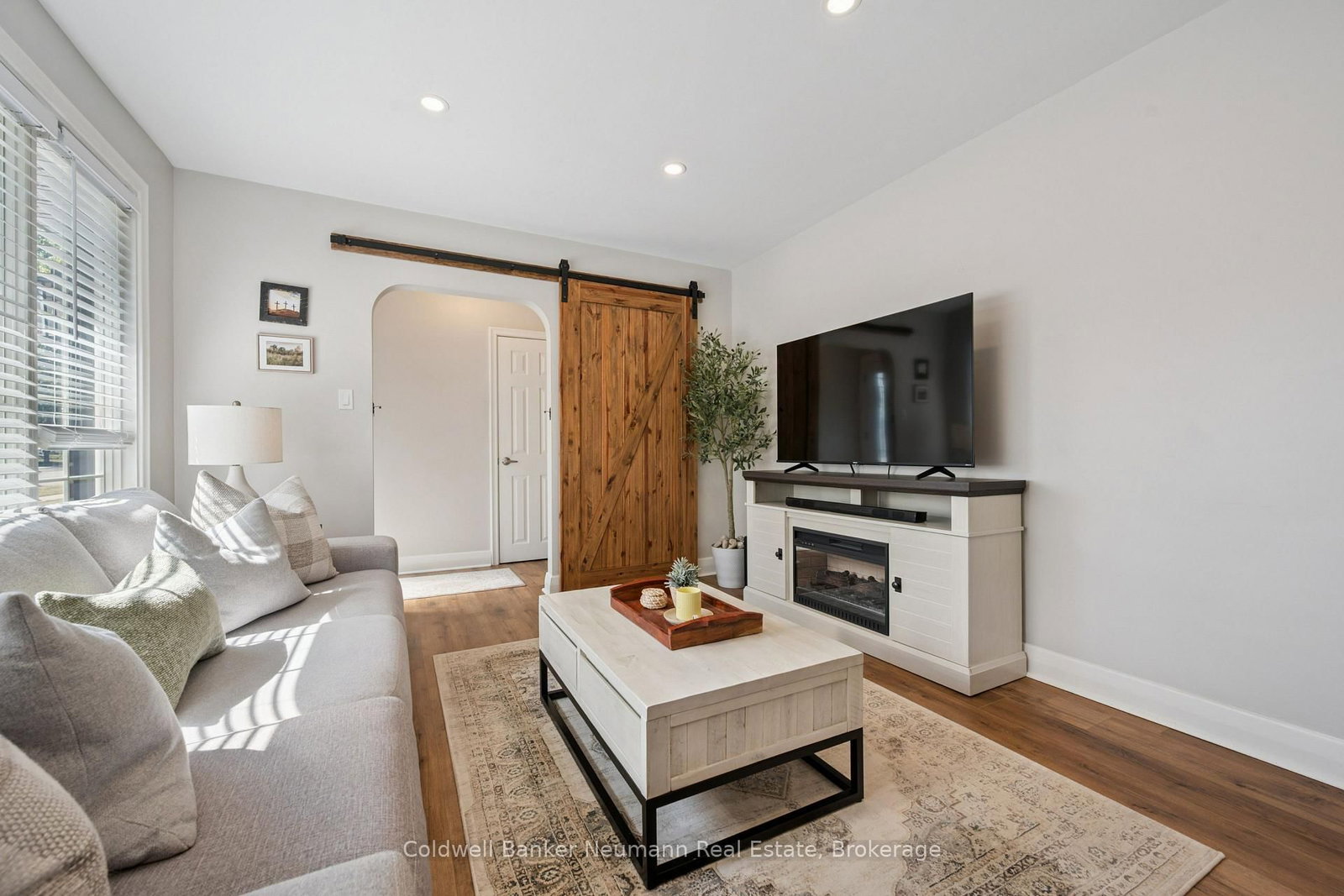 11 WESTERN Avenue • Guelph, ON photo 16