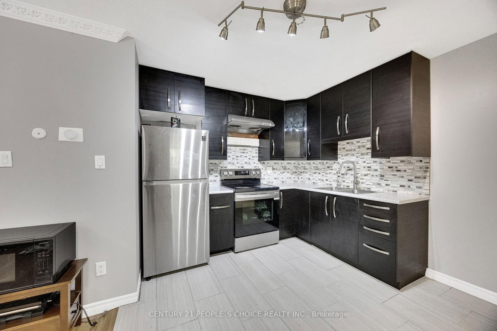 307 Clyde Road • Cambridge, ON photo 11