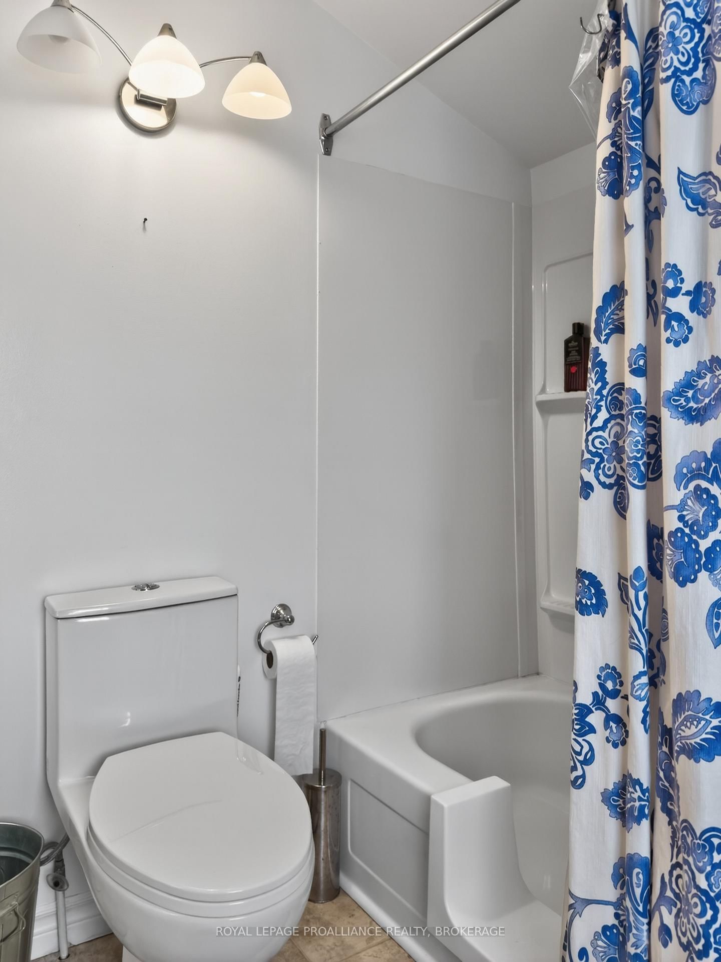 4670 Clearwater Road • Sydenham, ON photo 17