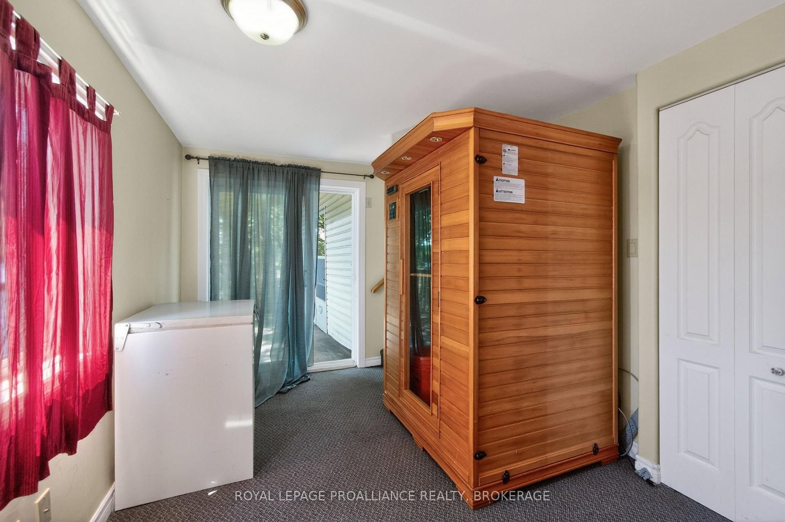 4670 Clearwater Road • Sydenham, ON photo 19