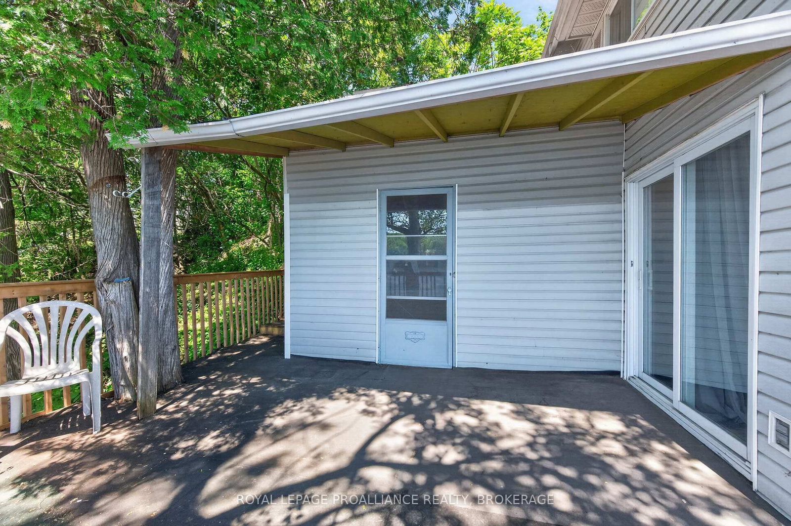 4670 Clearwater Road • Sydenham, ON photo 20