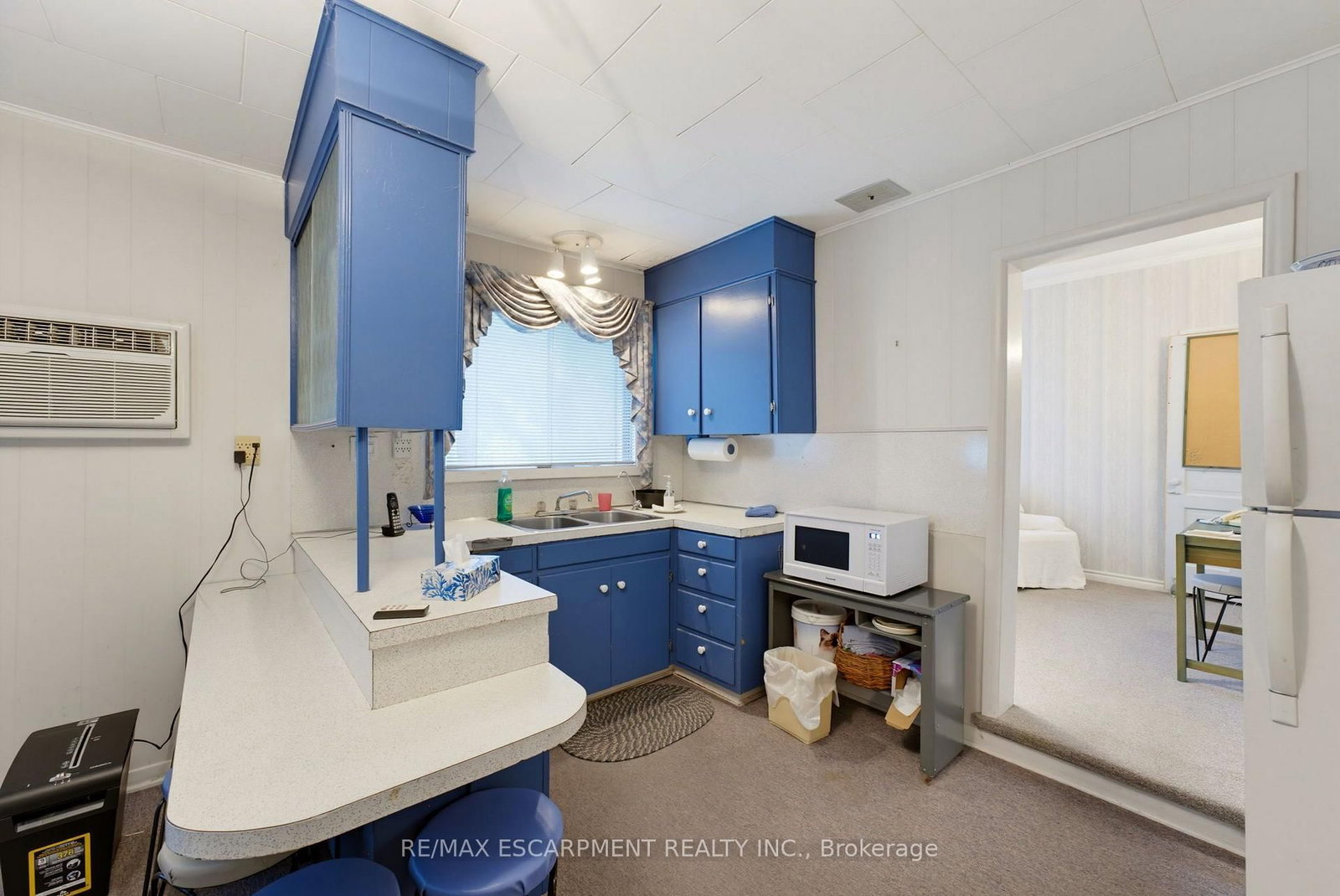 22 Mildred Avenue • St. Catharines, ON photo 13