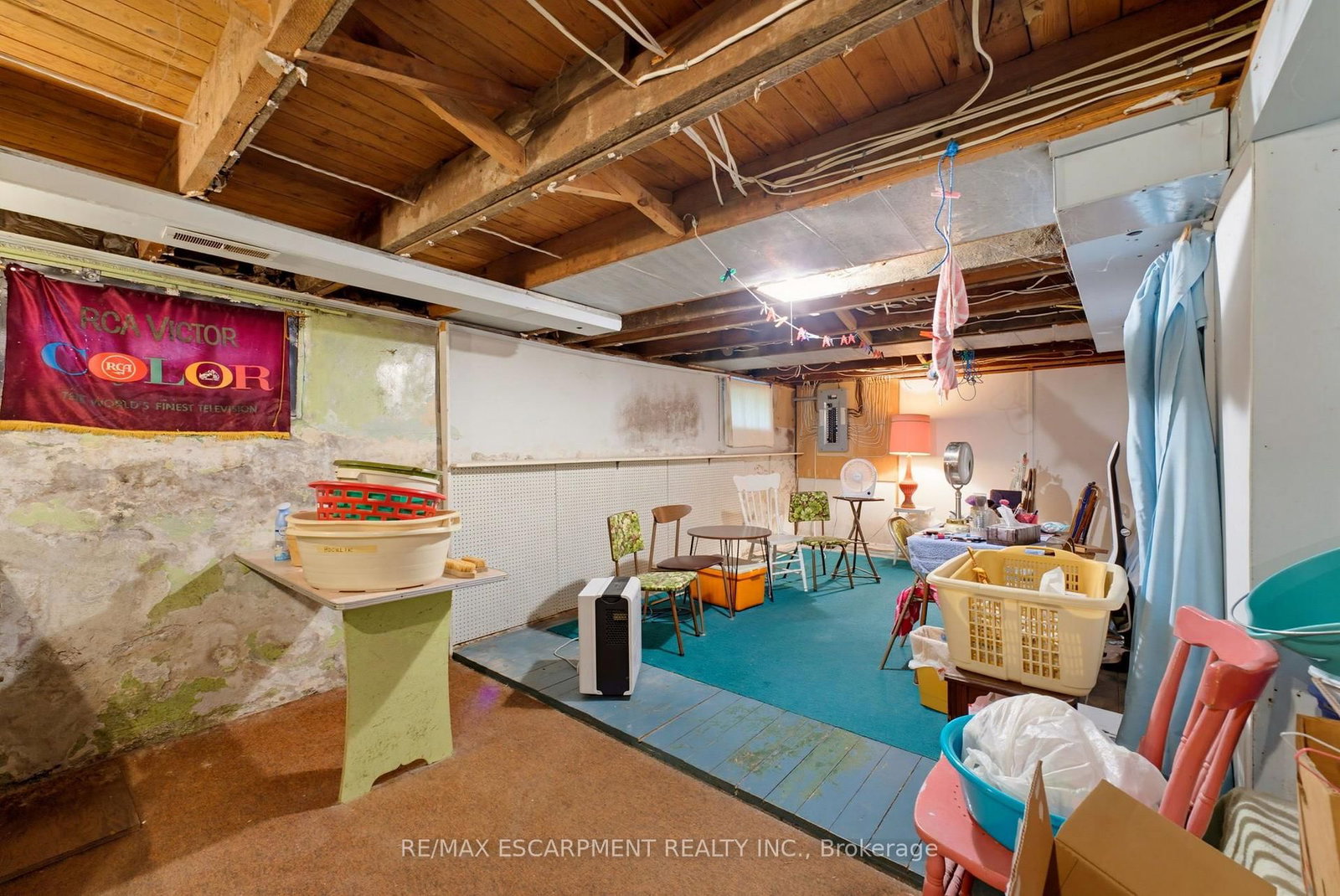 22 Mildred Avenue • St. Catharines, ON photo 18