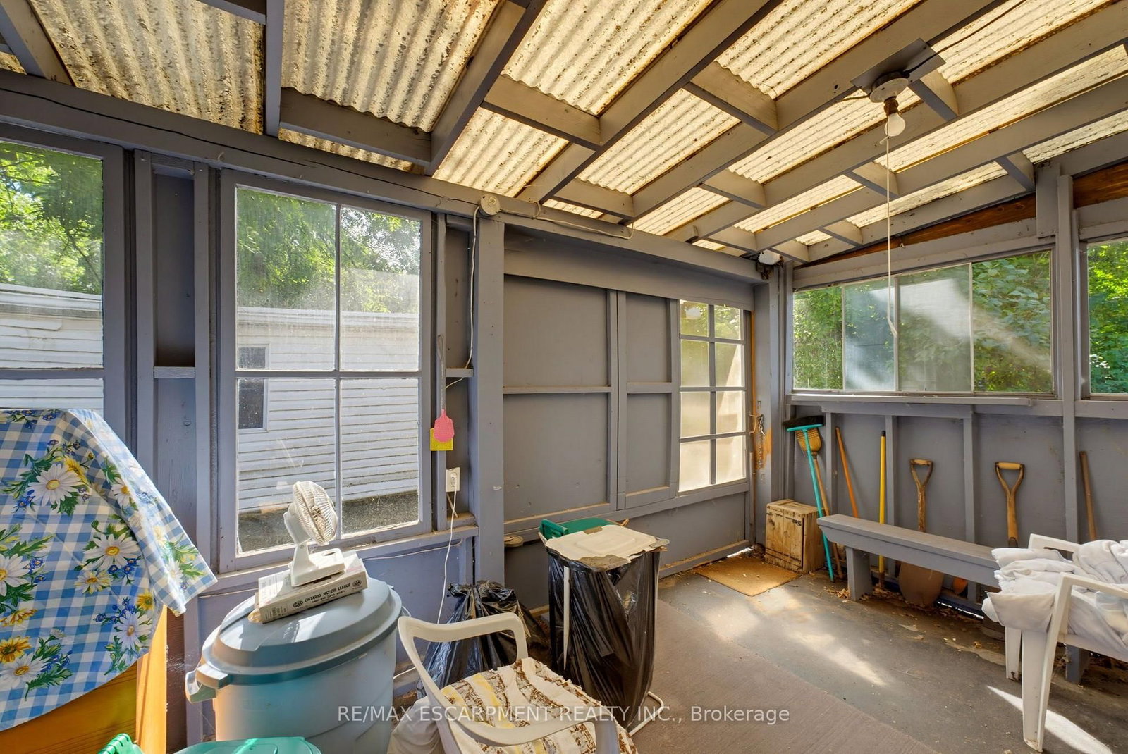 22 Mildred Avenue • St. Catharines, ON photo 25