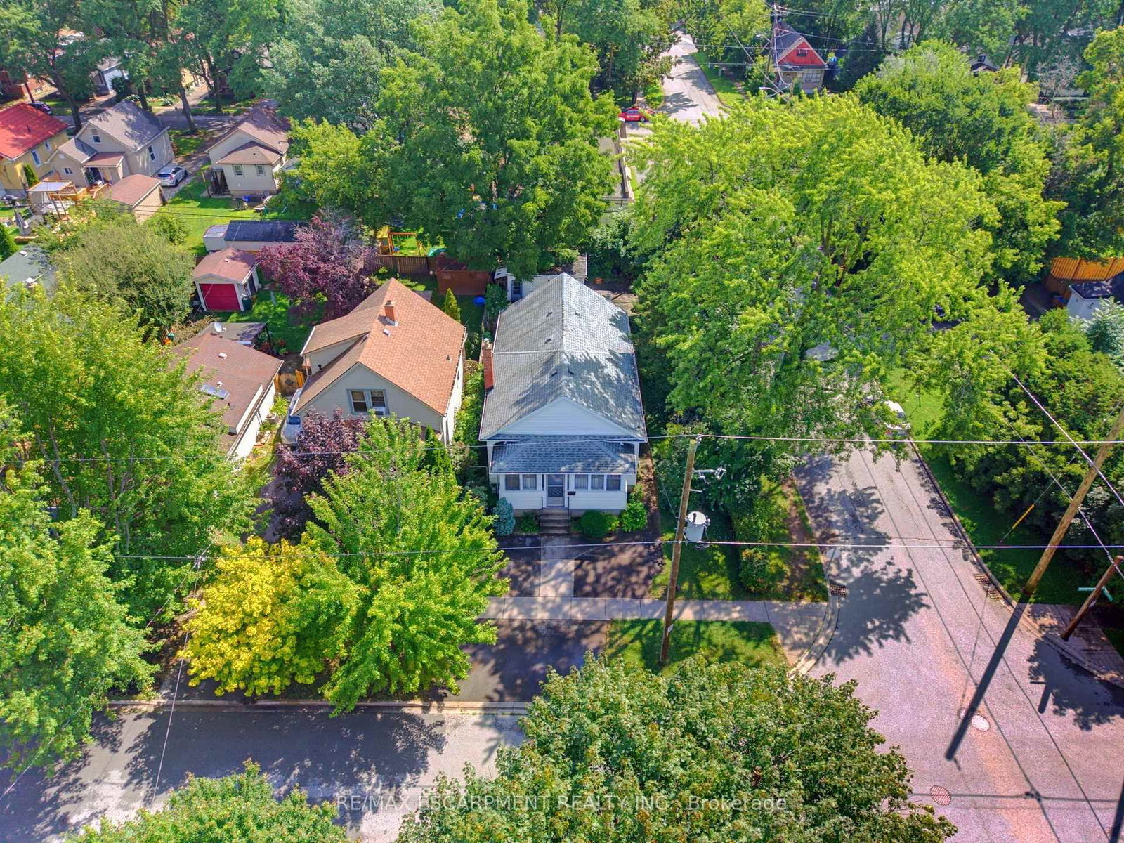 22 Mildred Avenue • St. Catharines, ON photo 30