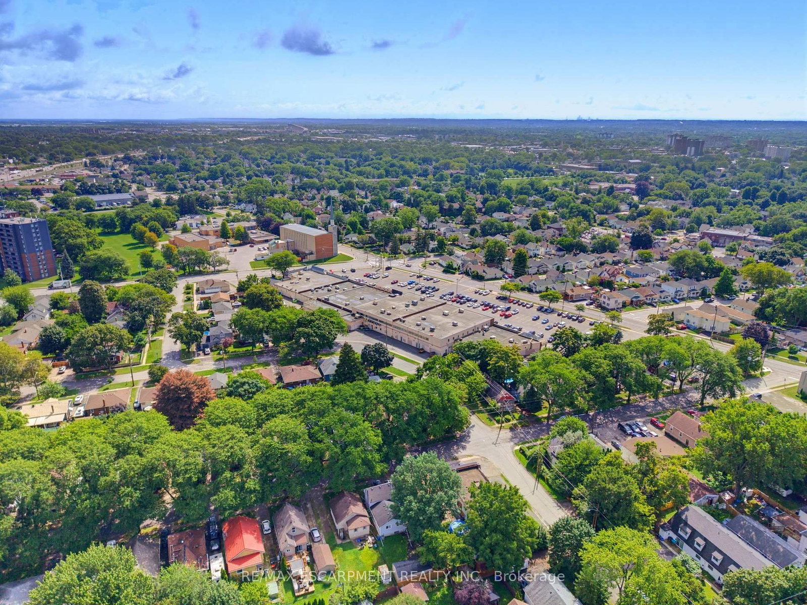 22 Mildred Avenue • St. Catharines, ON photo 35