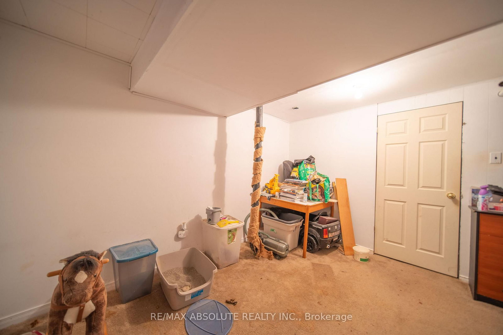 16 A Knollsbrook Drive • Ottawa, ON photo 13