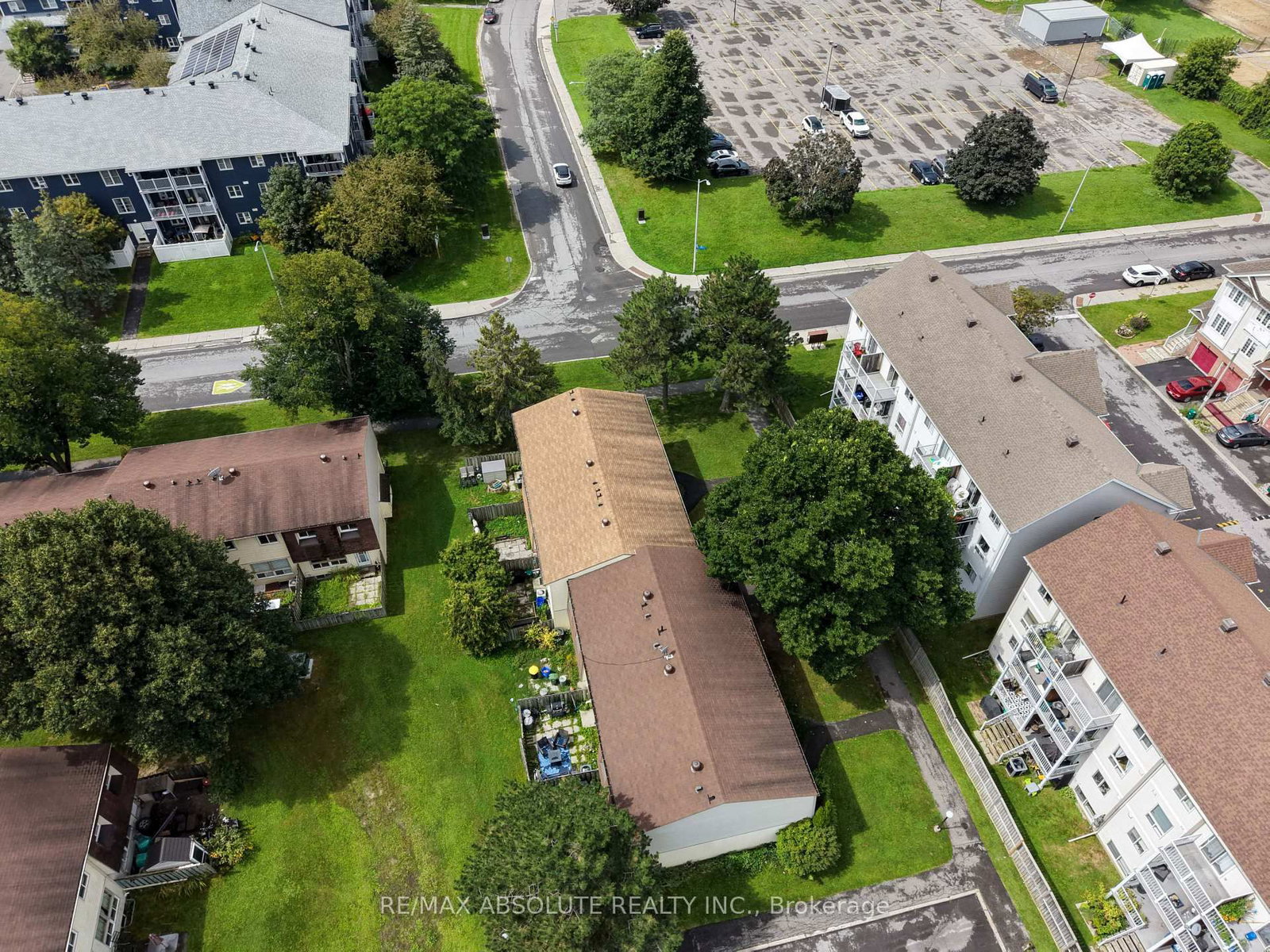 30 E Sonnet Crescent • Ottawa, ON photo 20