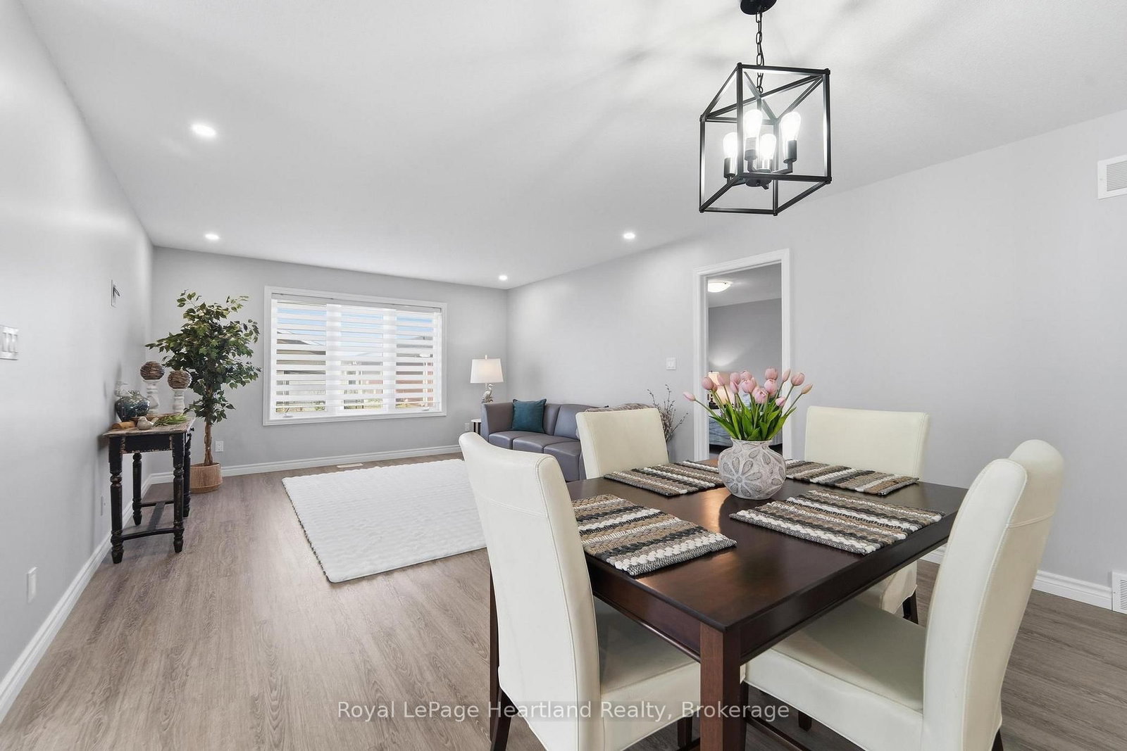5 SWEETWATER Drive N • Ashfield-Colborne-Wawanosh, ON photo 11