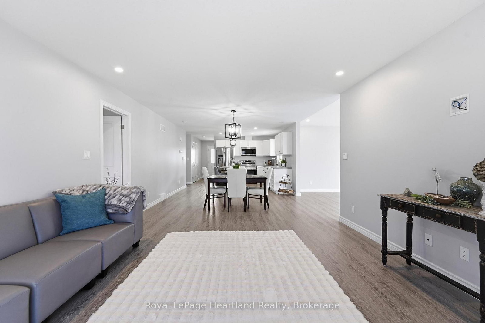 5 SWEETWATER Drive N • Ashfield-Colborne-Wawanosh, ON photo 14