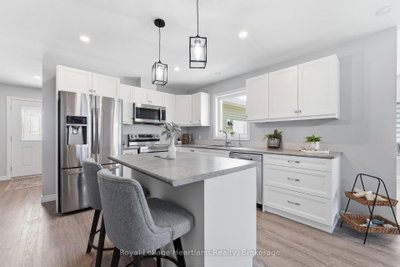5 SWEETWATER Drive N • Ashfield-Colborne-Wawanosh, ON photo 8