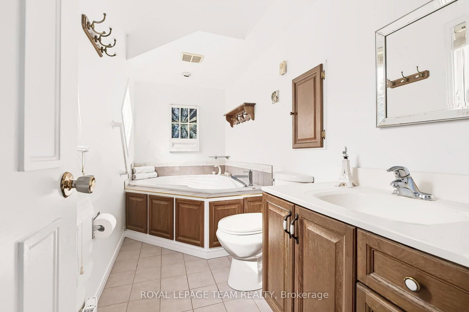 1016 Boucher Crescent • Manotick, ON photo 20