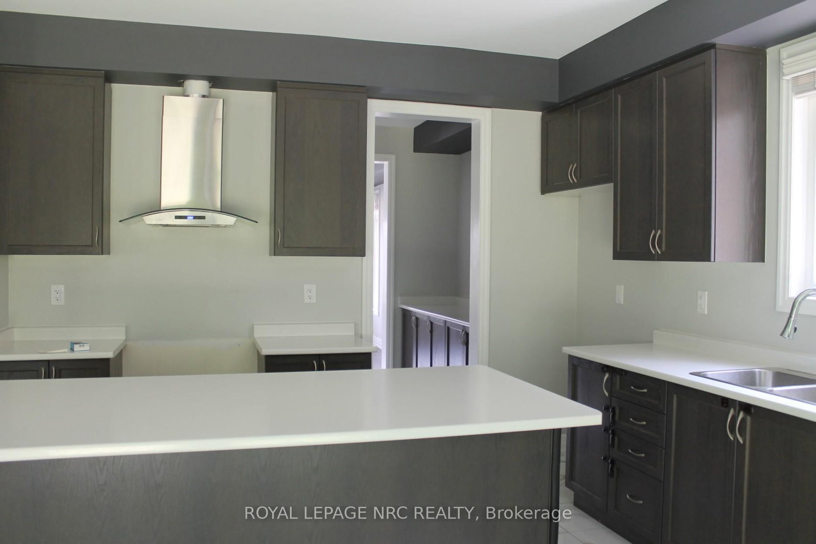 9397 Tallgrass Avenue • Niagara Falls, ON photo 12