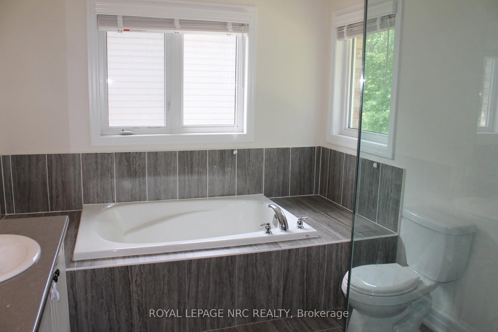 9397 Tallgrass Avenue • Niagara Falls, ON photo 27