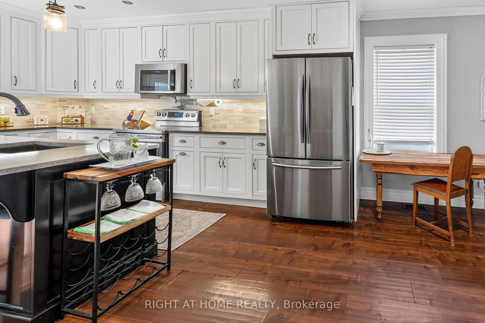 41 Hincks Street • St. Thomas, ON photo 11