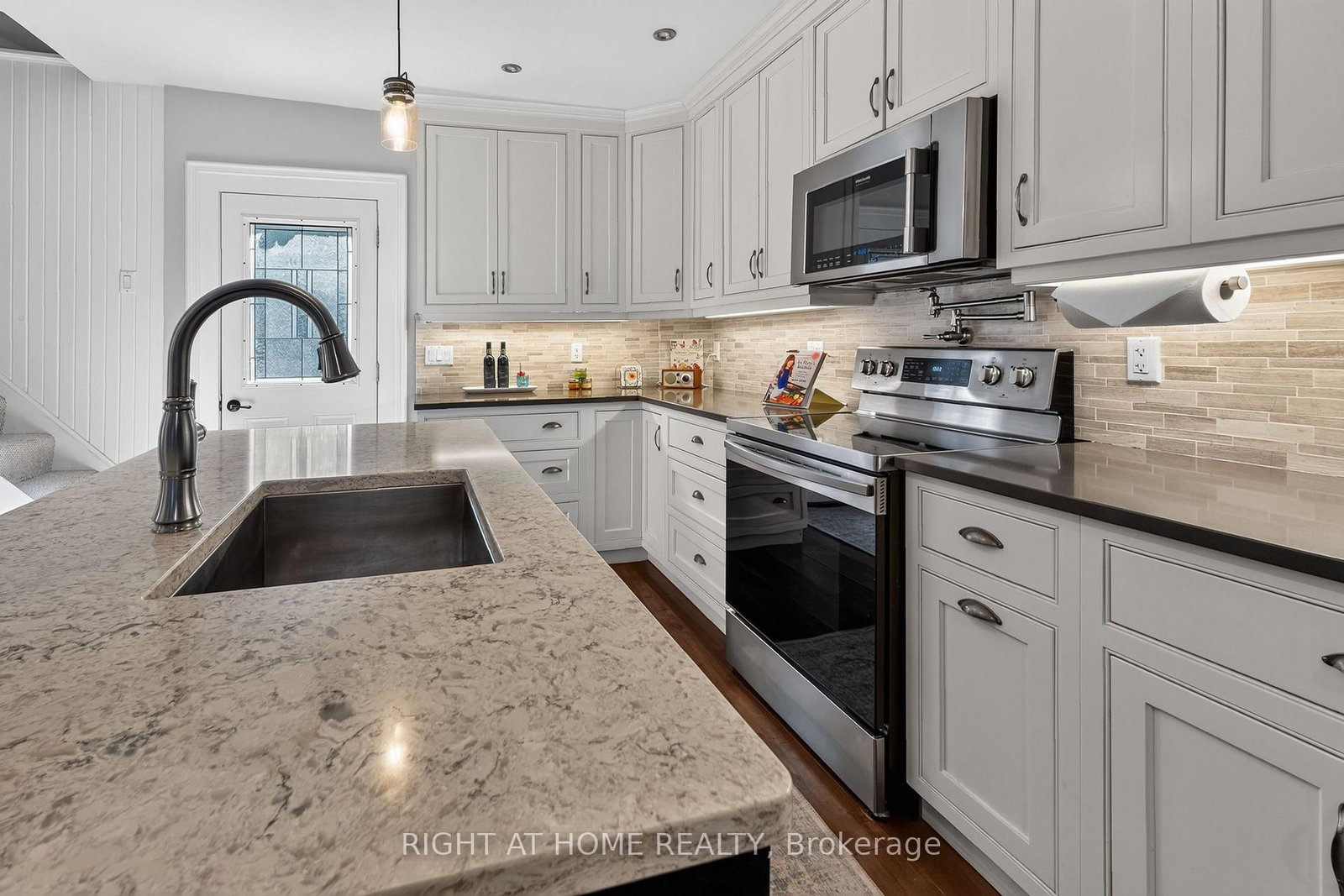 41 Hincks Street • St. Thomas, ON photo 14