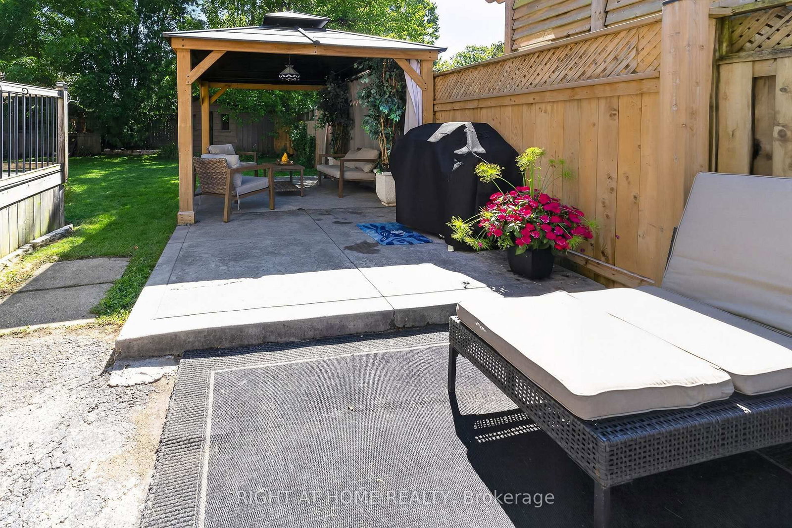 41 Hincks Street • St. Thomas, ON photo 41