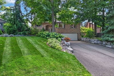 245 Corrie Crescent