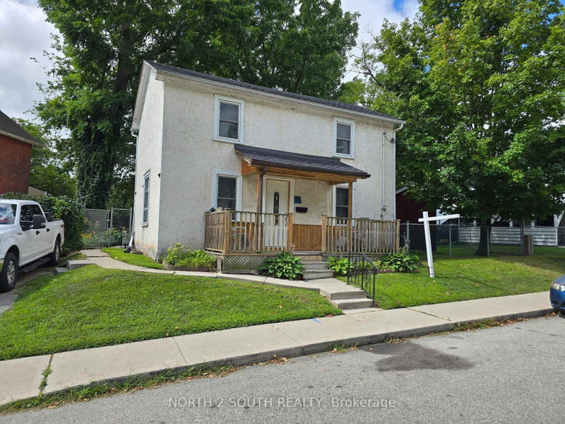 71 Grand River Street S