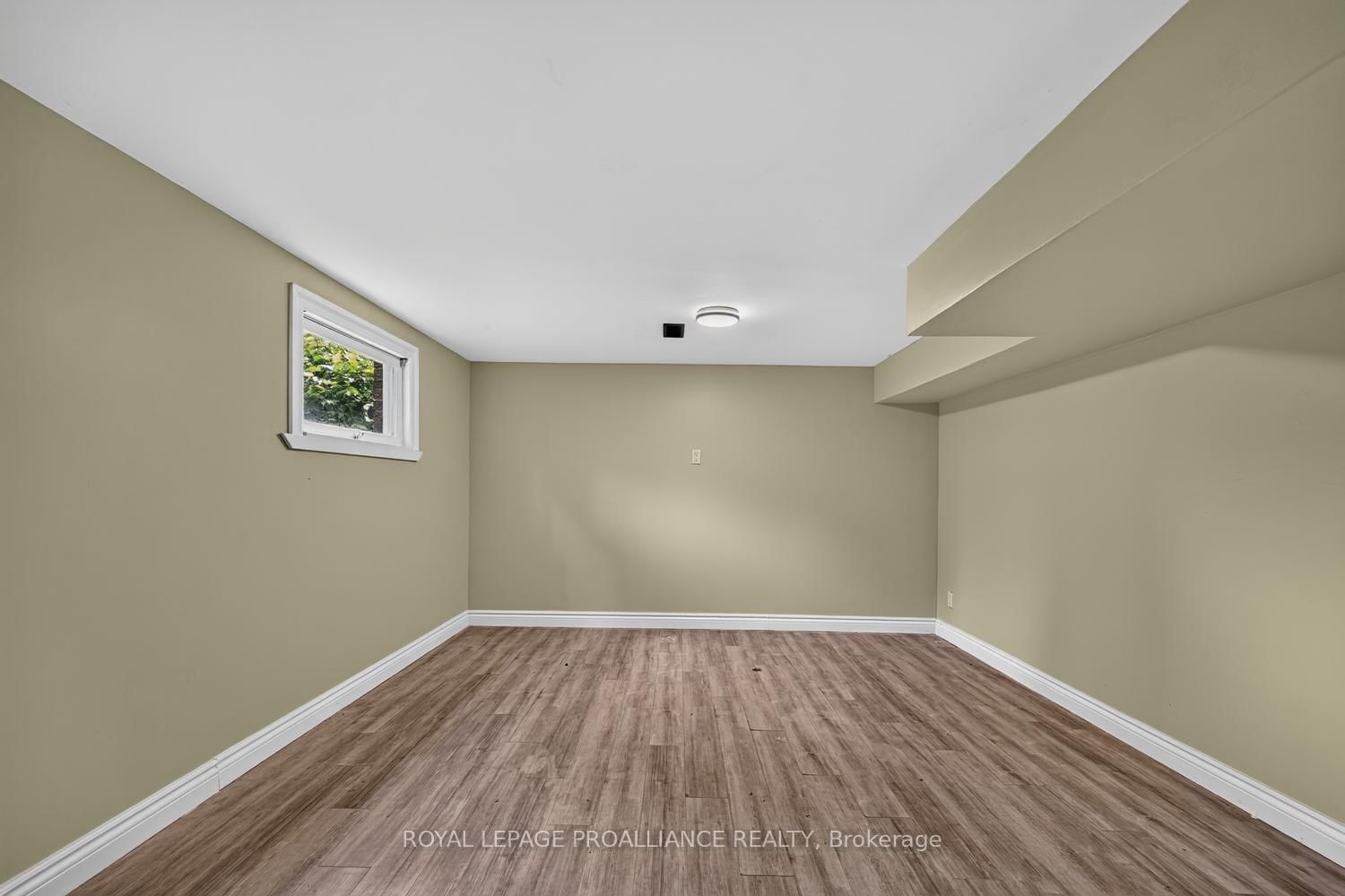 59 Abbott Street • Brockville, ON photo 21