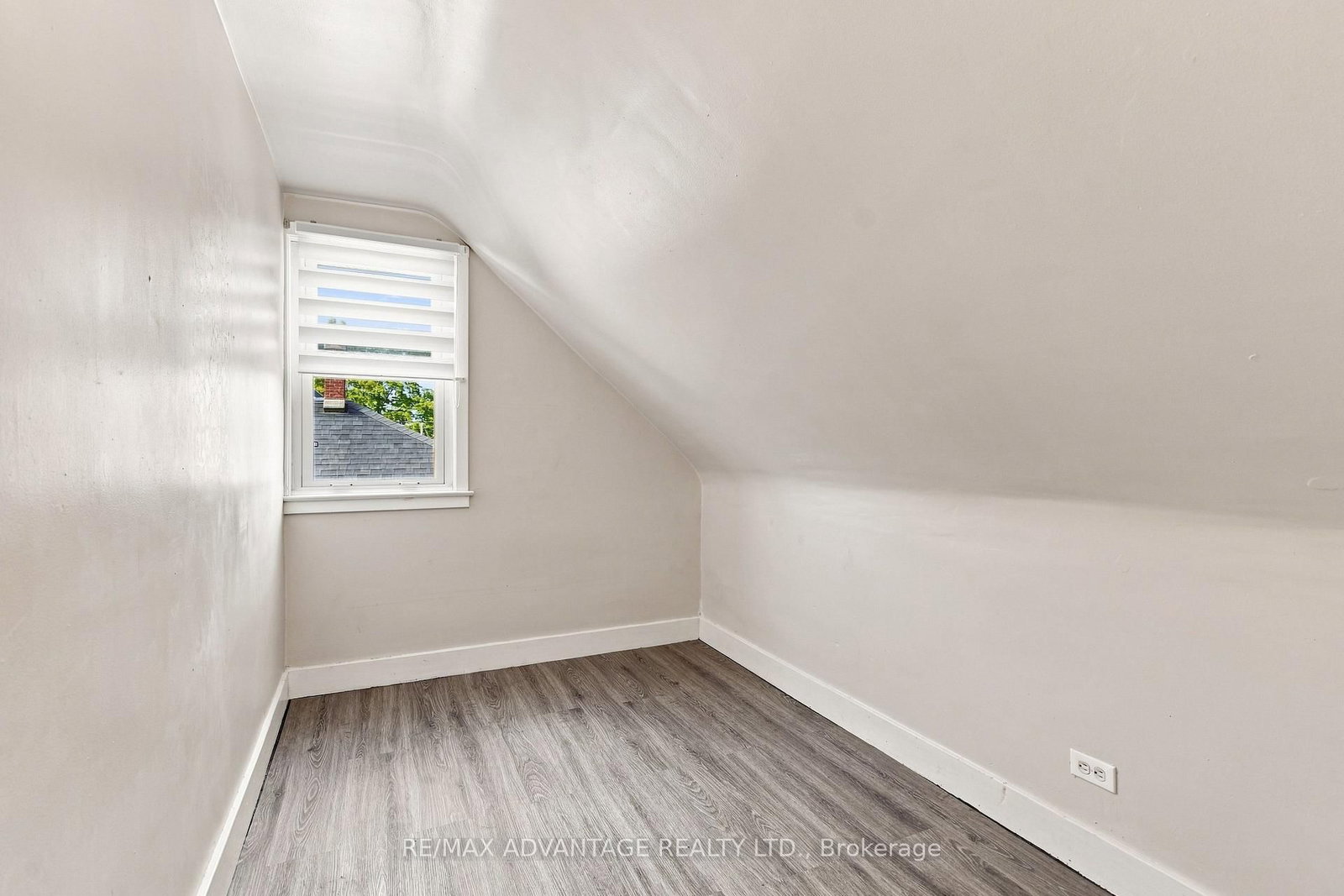77 First Avenue • St. Thomas, ON photo 23