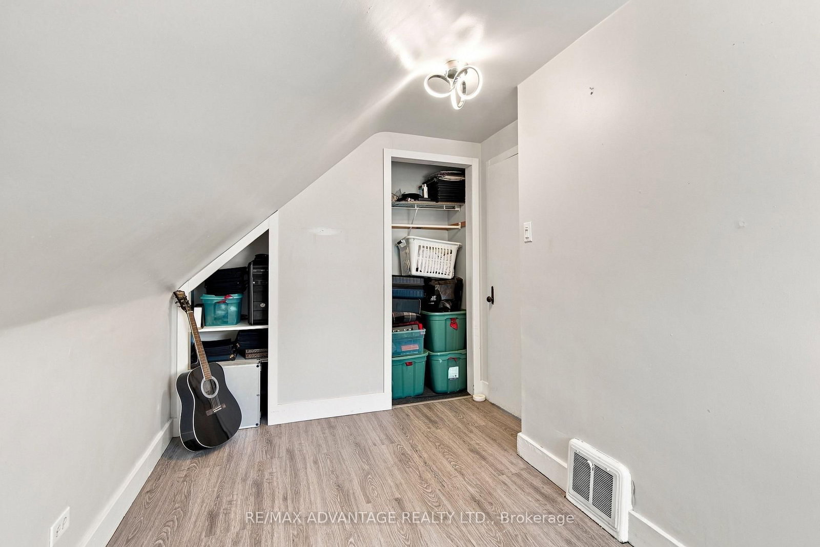 77 First Avenue • St. Thomas, ON photo 24