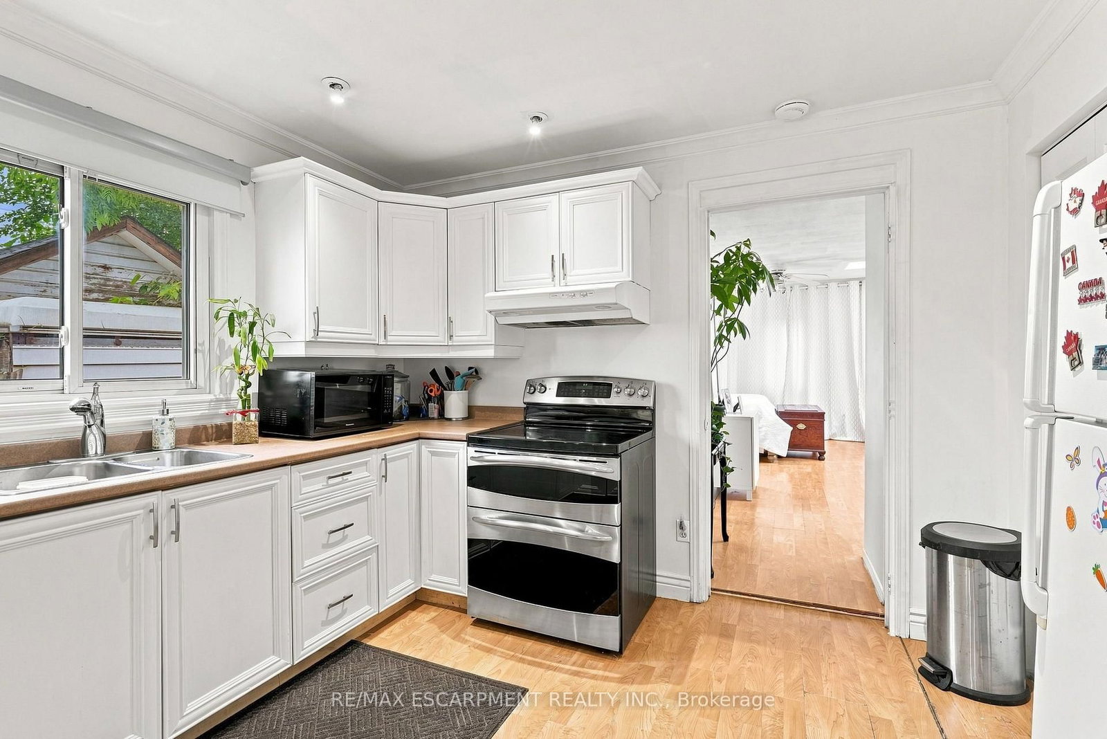 328 Woodward Avenue • Hamilton, ON photo 10