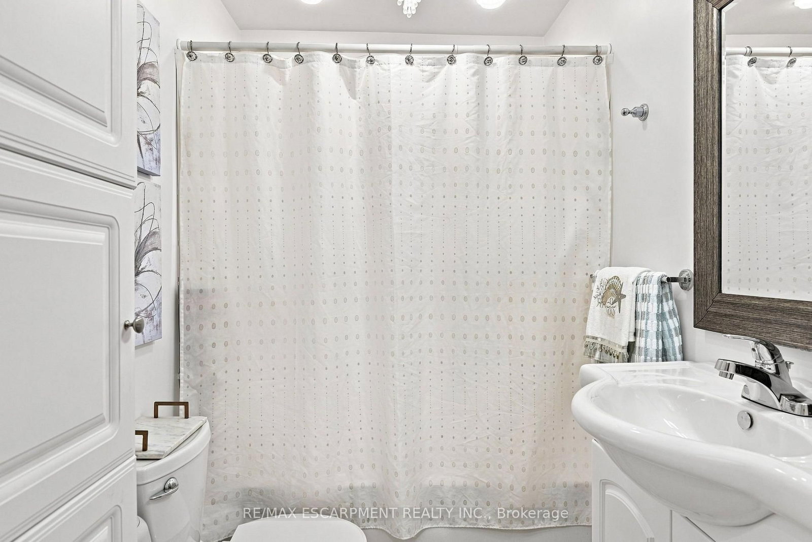 328 Woodward Avenue • Hamilton, ON photo 16