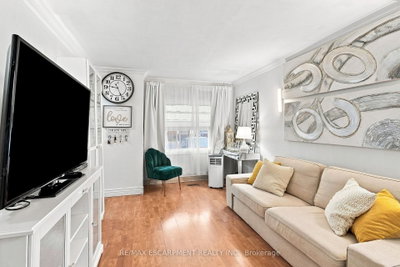 328 Woodward Avenue • Hamilton, ON photo 7