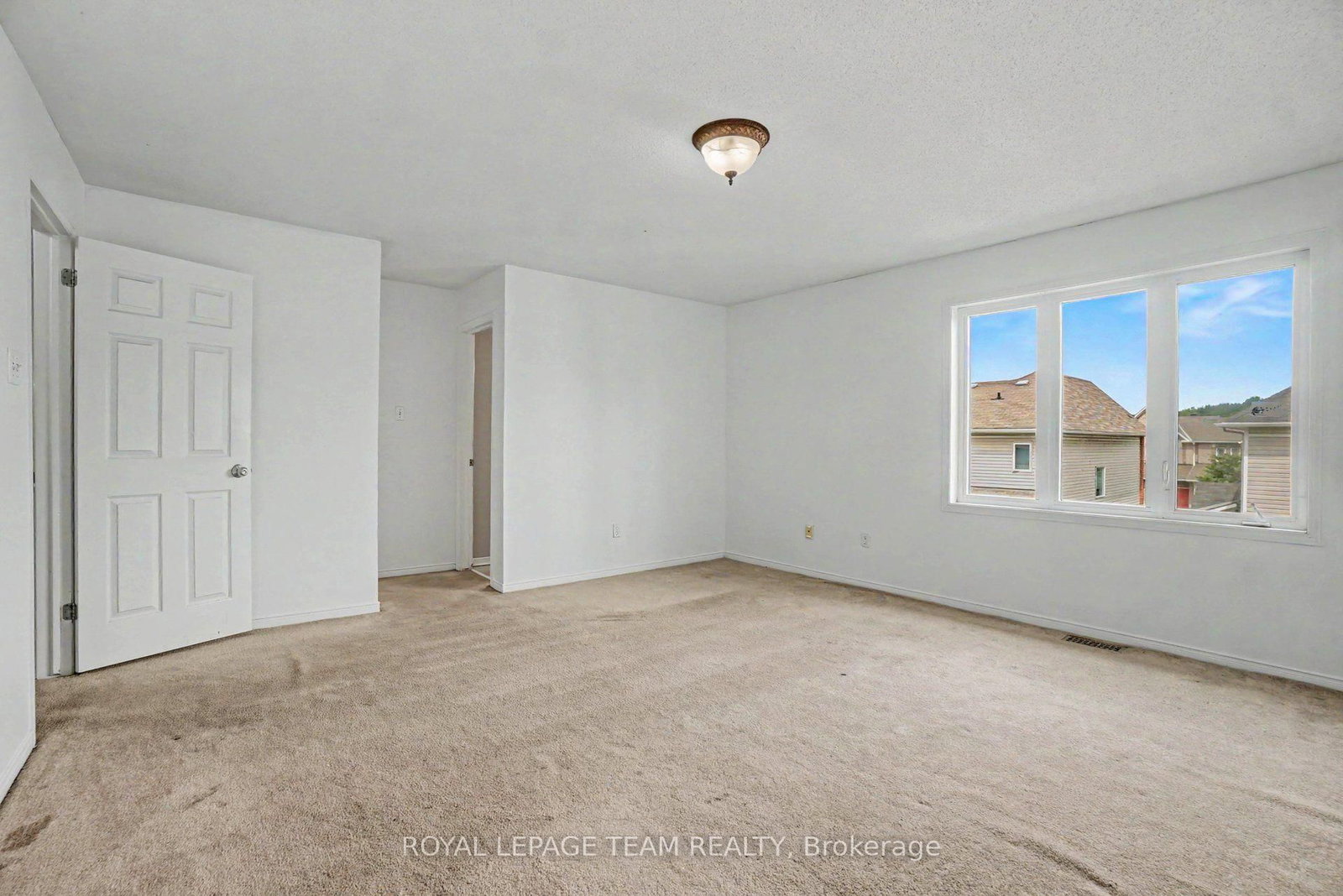 13 Stoneleigh Street • Ottawa, ON photo 17