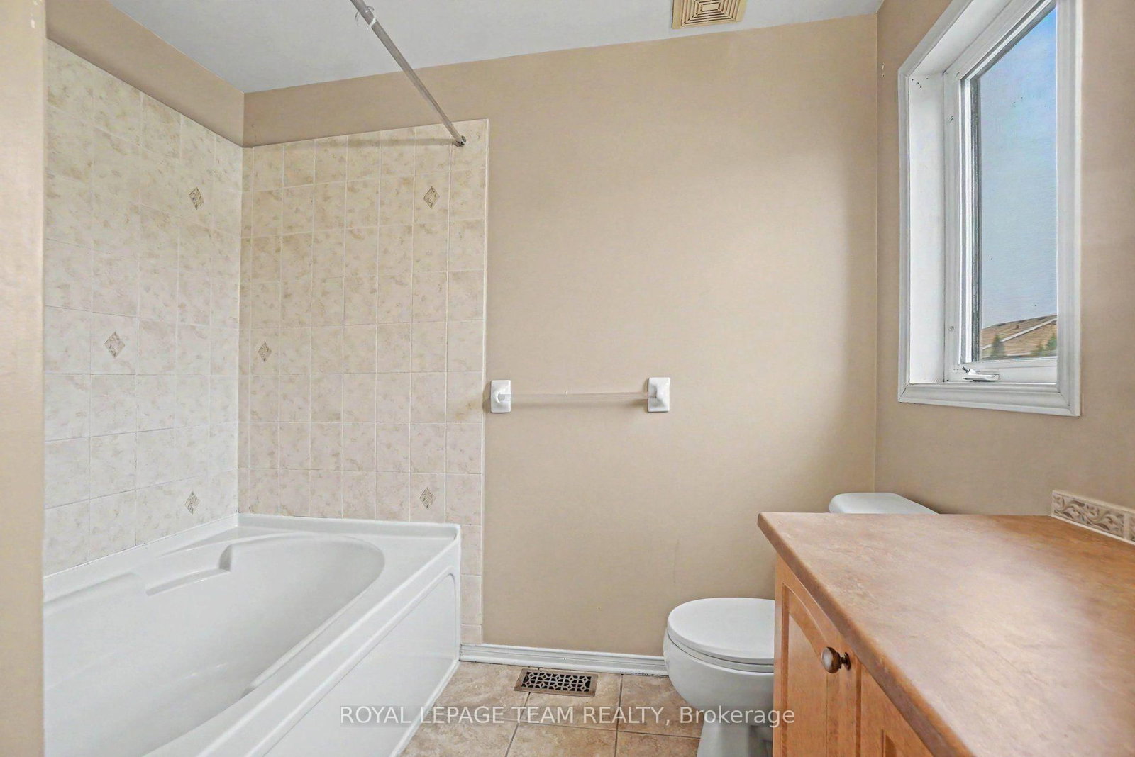 13 Stoneleigh Street • Ottawa, ON photo 20