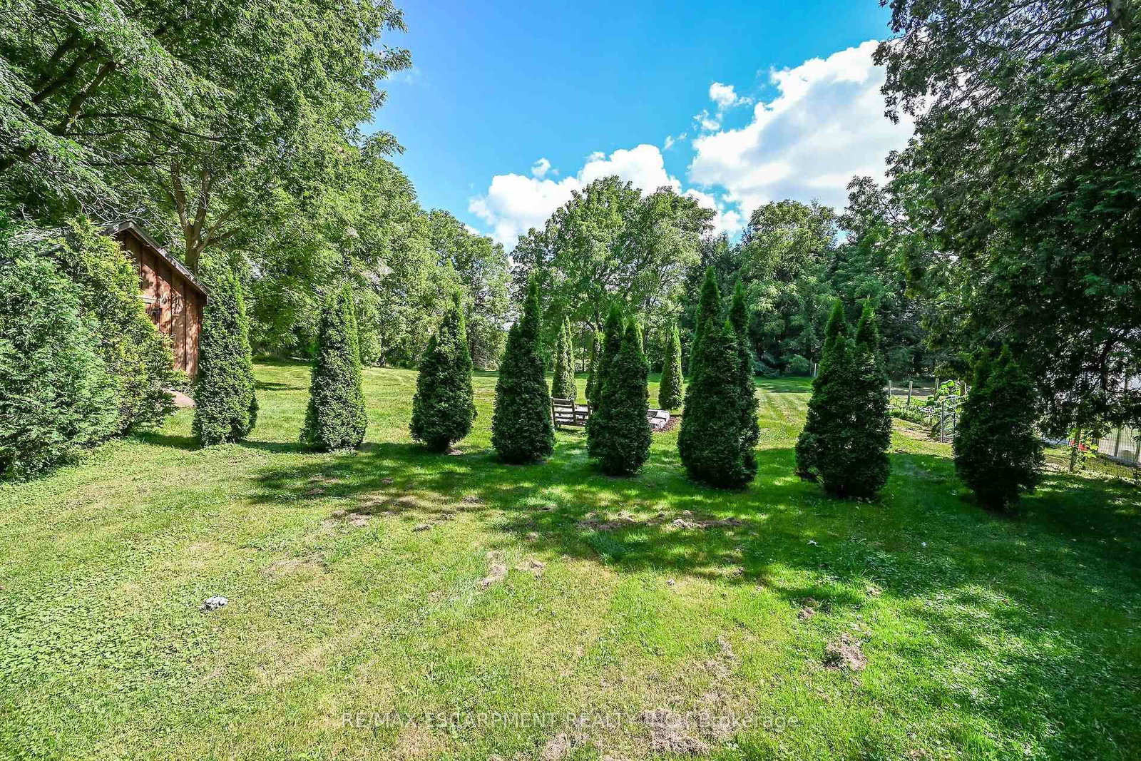 2074 Governors Road • Hamilton, ON photo 39