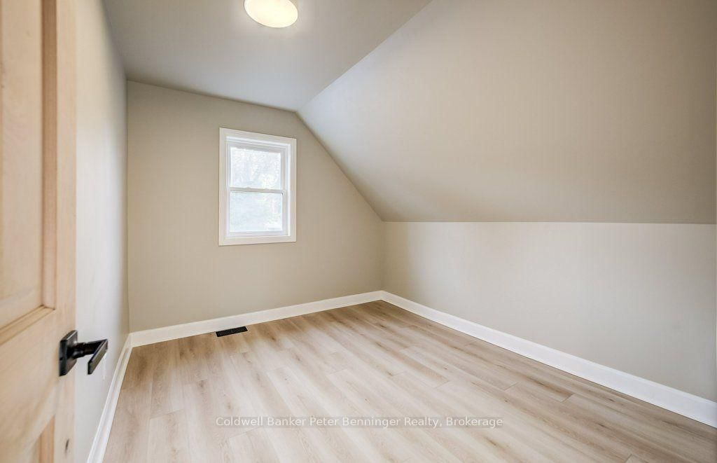 20 Elm Street • Brockton, ON photo 24