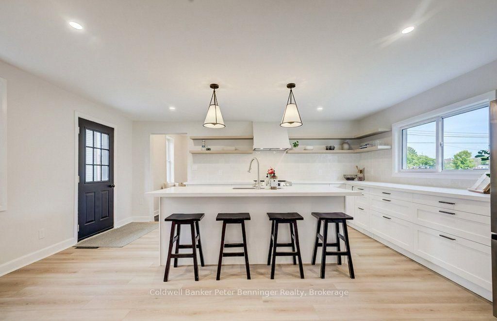 20 Elm Street • Brockton, ON photo 6