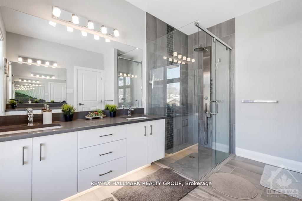 250 Richardson Avenue • Ottawa, ON photo 20