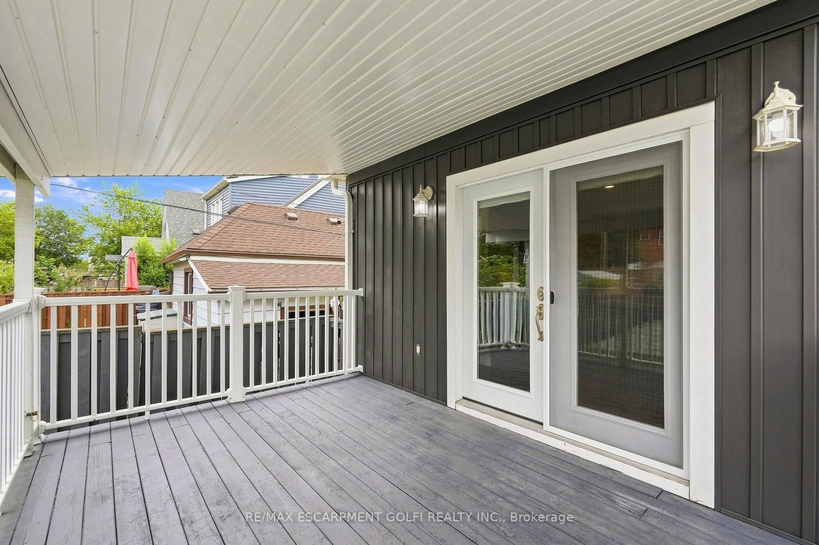 241 Rosslyn Avenue N • Hamilton, ON photo 24
