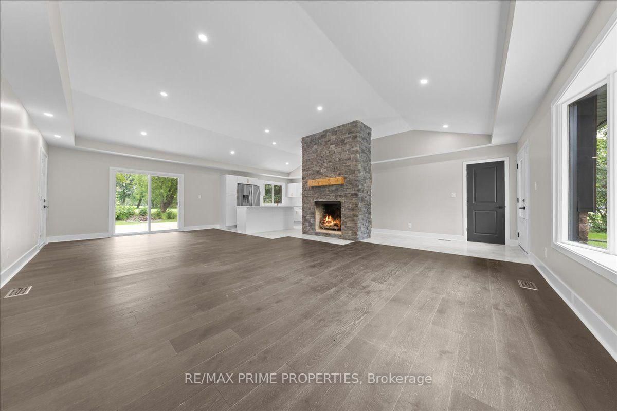 6636 Marina Drive • Manotick, ON photo 4