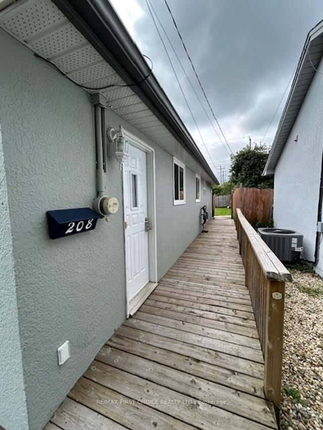 208 Gordon Street • Thunder Bay, ON photo 16