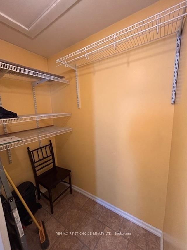 208 Gordon Street • Thunder Bay, ON photo 8
