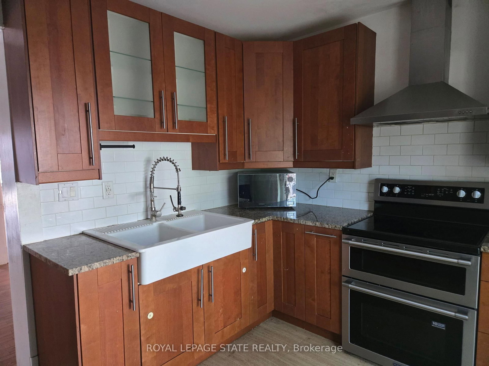 40 Lynnwood Avenue • Norfolk, ON photo 6