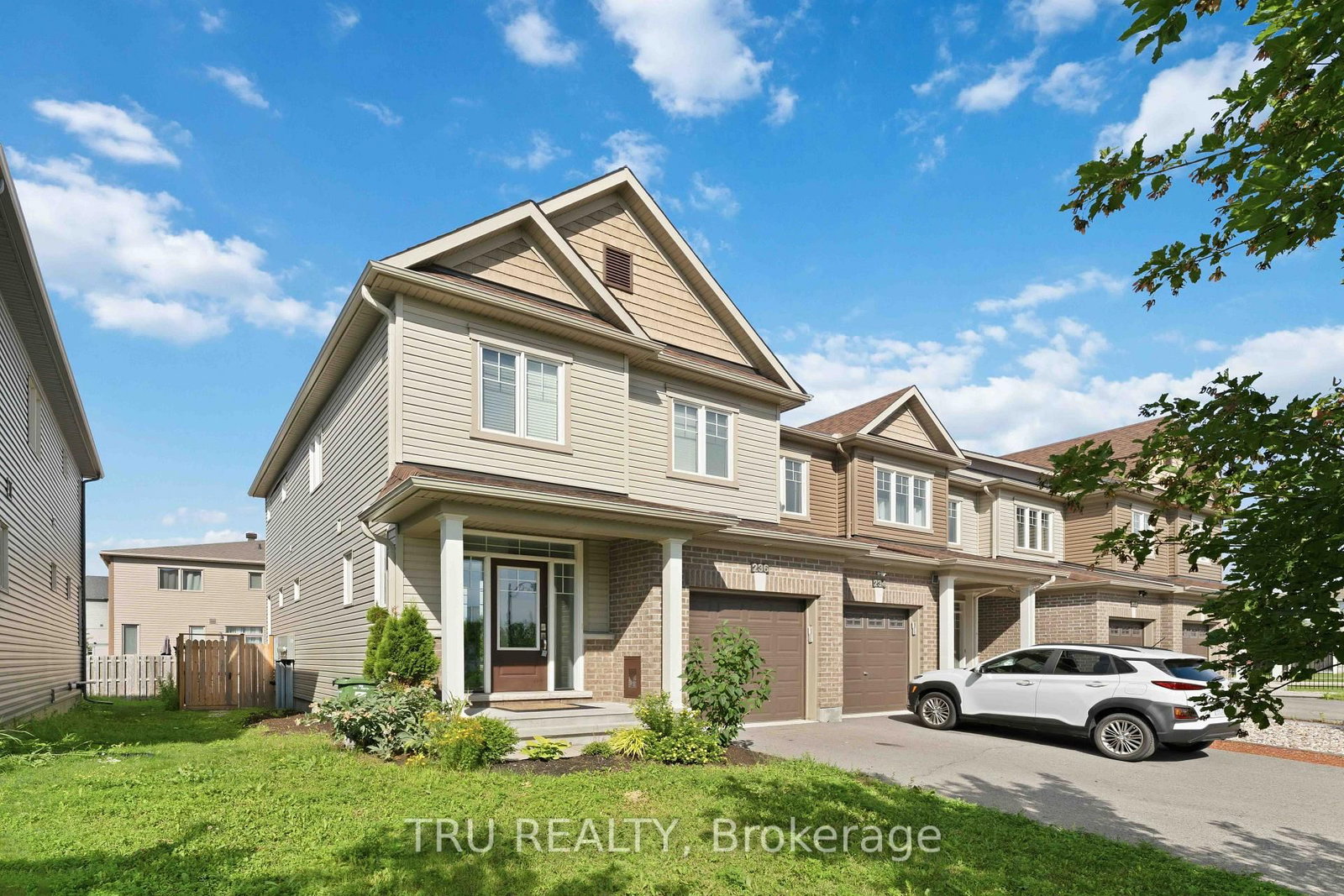 236 Yellowcress Way • Ottawa, ON photo 1
