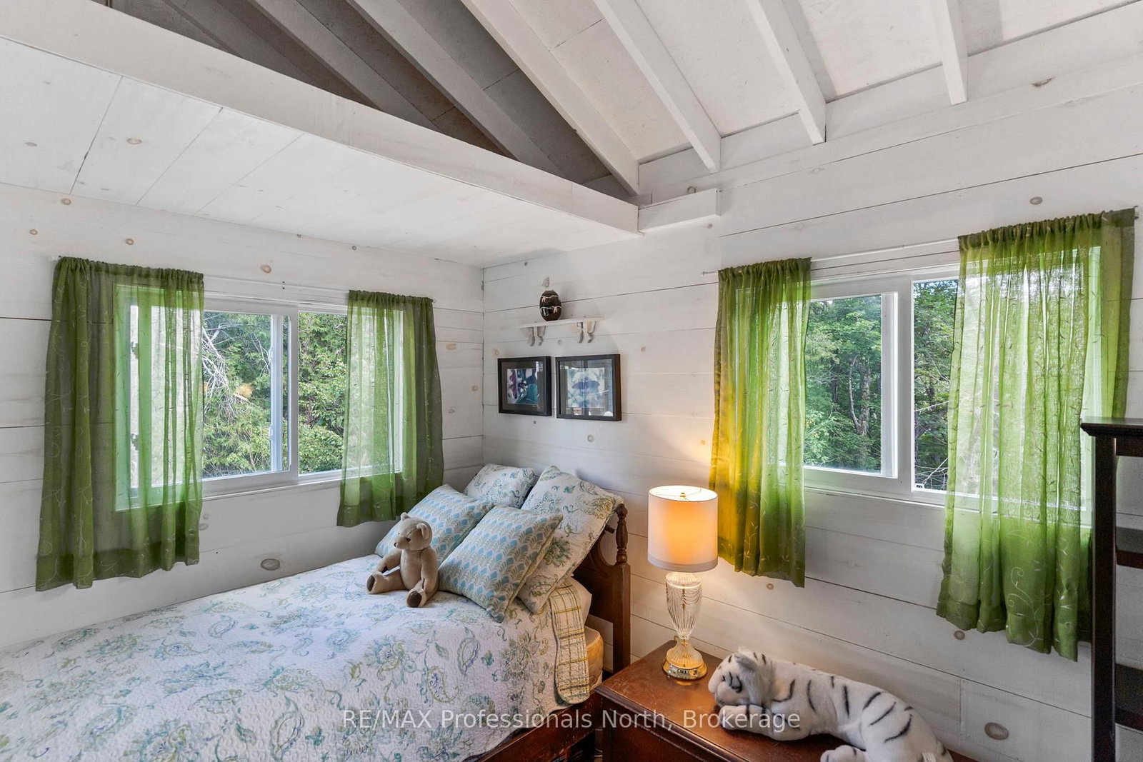 10279 Cope Lake WAO • Highlands East, ON photo 30