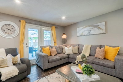230 Meadowbrook Drive • #11 • Hamilton, ON photo 6