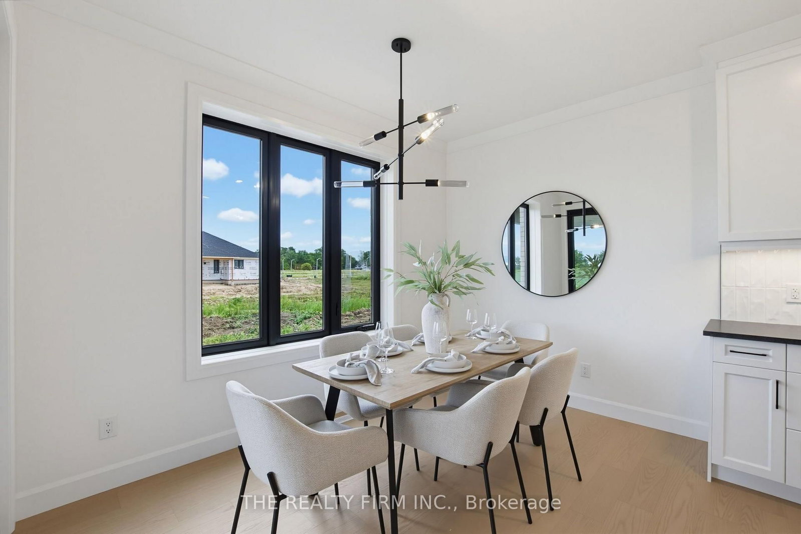 291 Elizabeth Street • Southwest Middlesex, ON photo 11