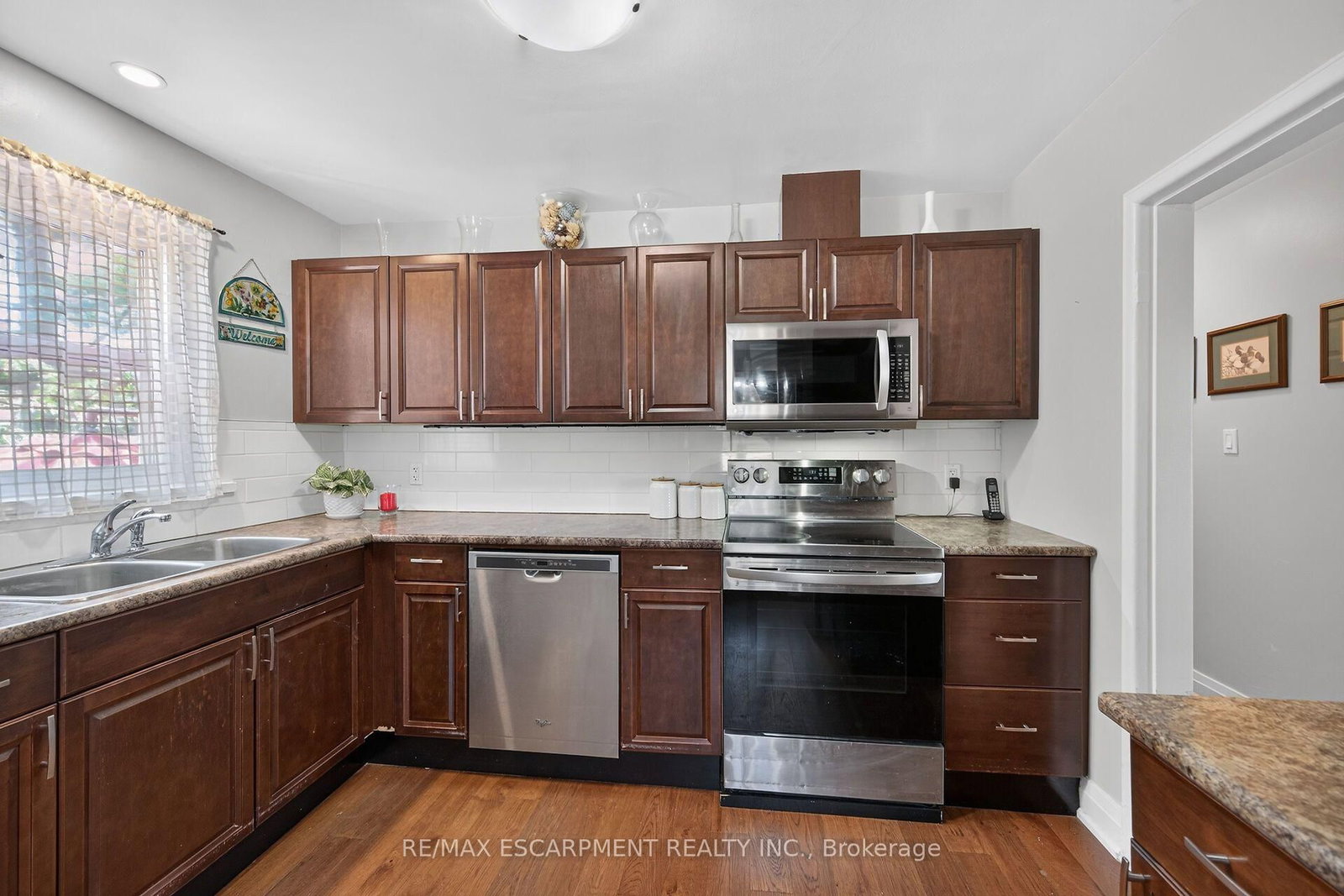 89 Wise Crescent • Hamilton, ON photo 11