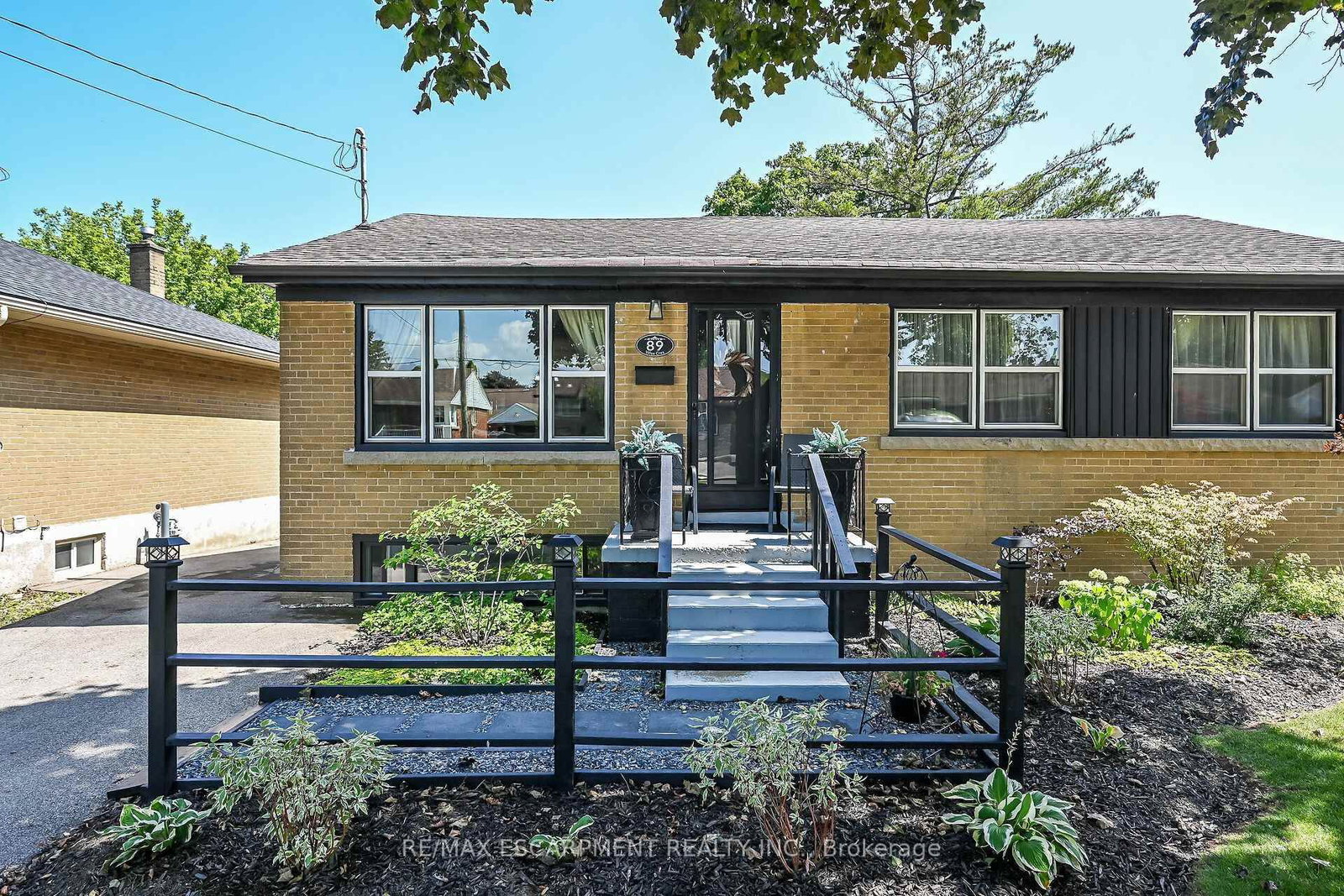 89 Wise Crescent • Hamilton, ON photo 4