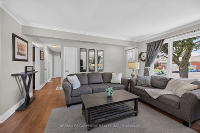 89 Wise Crescent • Hamilton, ON photo 7